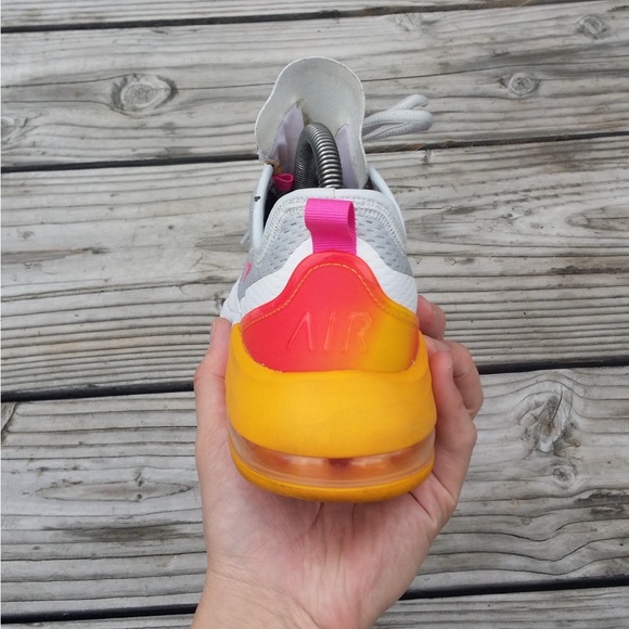 Women Nike Air Max Motion 2 Pure Platinum Fuchsia Running Shoes Sneakers - Picture 6 of 8